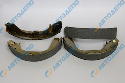 TOYOTA DYNA 1996-2007, HIACE 1986-2004, TUNDRA 2002-2006, LAND CRUISER 1990-1996, VOLKSWAGEN TARO Тормозные колодки барабанные